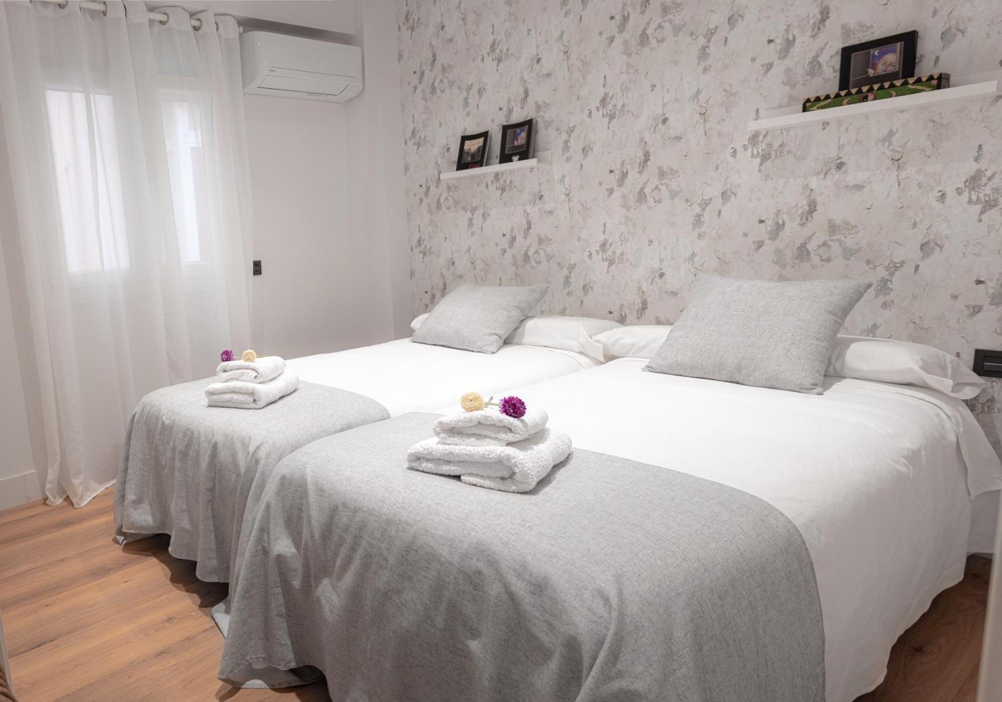 Zenete Terral Malaga Apartman Kültér fotó
